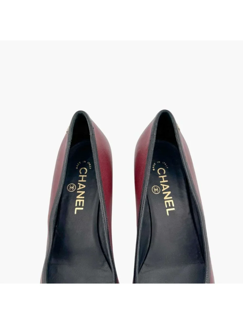 Chanel Pointed Toe Bow Pumps Size 38 US 7-7.5 Maroon Leather CC Mid Block Heel